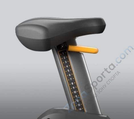 Вертикальный велоэргометр Matrix Performance с консолью Touch